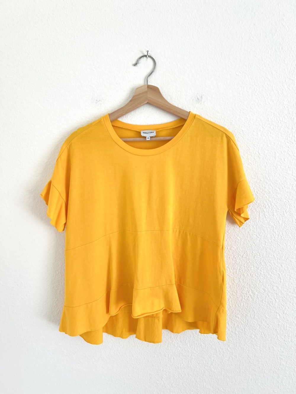 BIMBA Y LOLA yellow ruffle short sleeve top fancy tee shirt / size XS